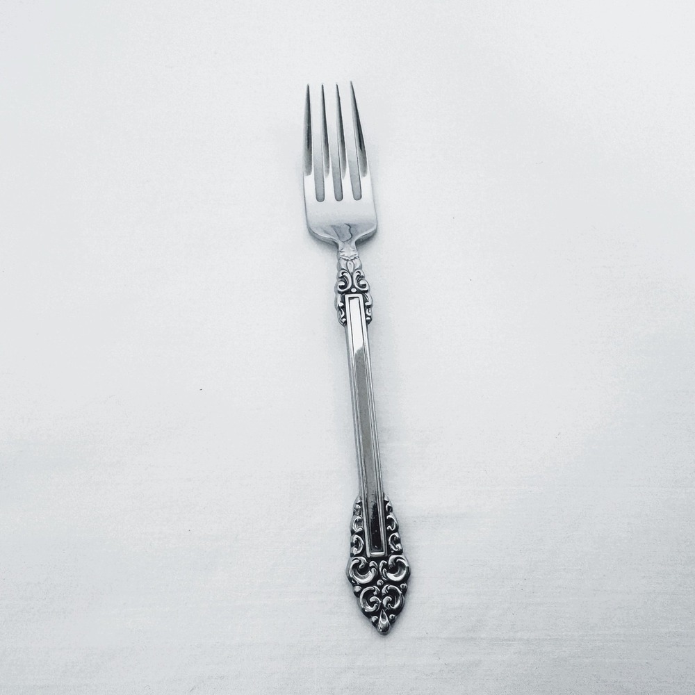 Oneida Heirloom Stainless Flatware REMBRANDT Dinner Fork 7-3/8 Glossy Cube Mark